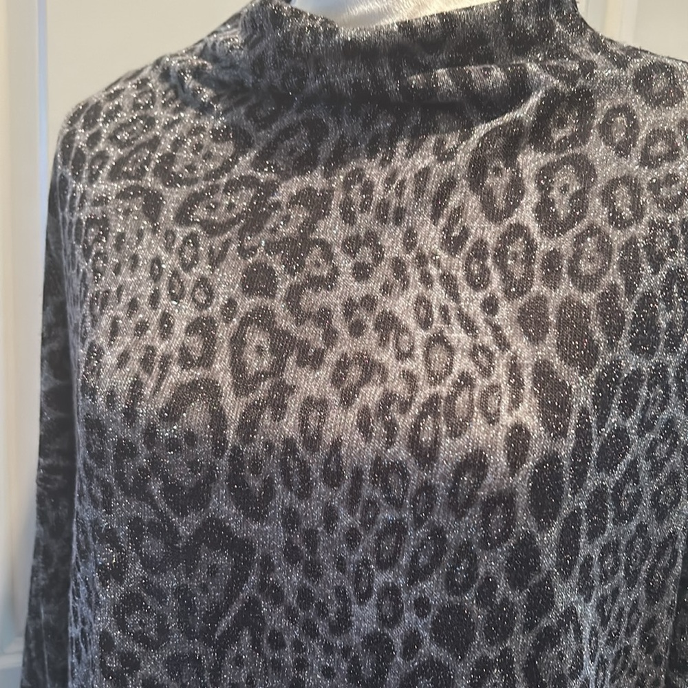 INC Animal Print Shimmer Lightweight Sweater Gray Silver Womens Plus Size XL - Picture 3 of 11